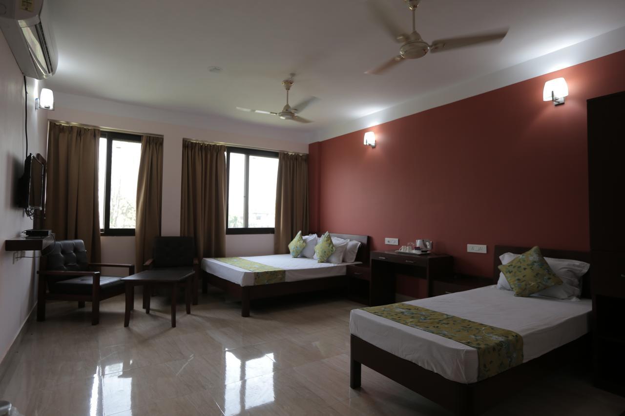 Yaksha Holiday Home Siliguri Exterior foto