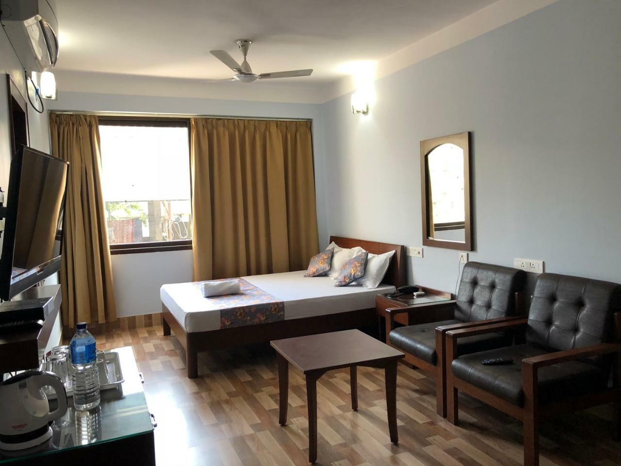Yaksha Holiday Home Siliguri Exterior foto